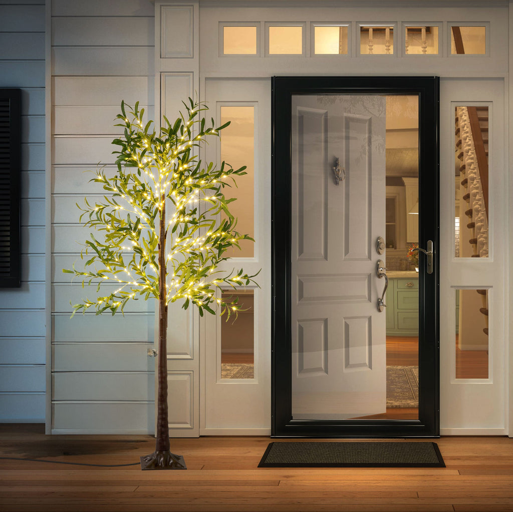 Halcyon - 5.9ft Artificial Tree With Lights