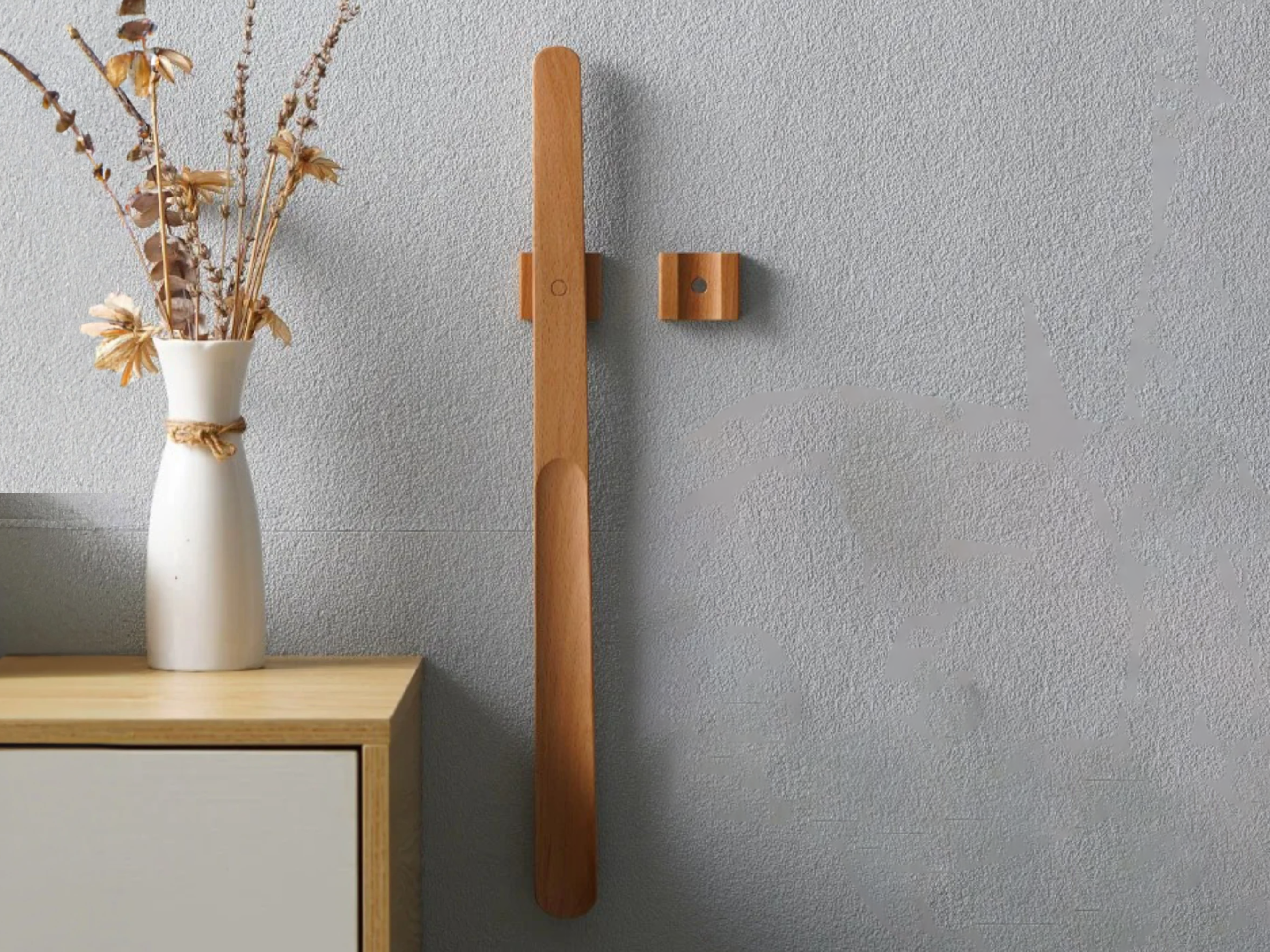 Drift Lantern - Wooden Long Handle Magnetic Shoehorn 55 cm