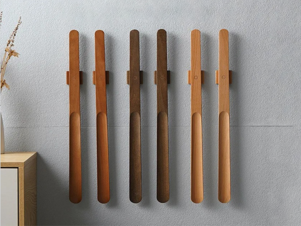 Drift Lantern - Wooden Long Handle Magnetic Shoehorn 55 cm