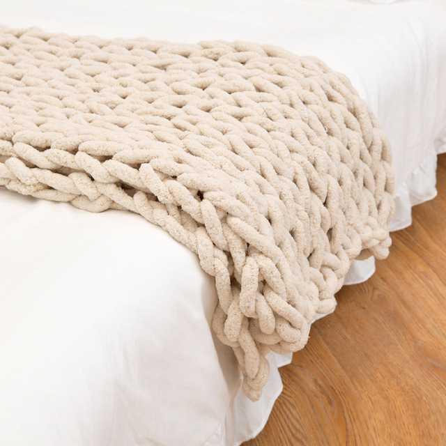 Cobalt Crescent - Chunky Knit Weighted Blanket