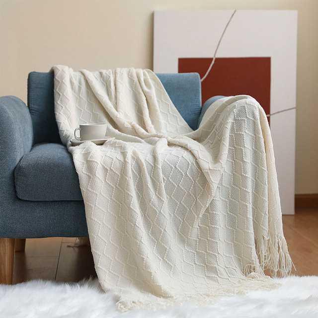 Brass Lily - Nordic Knit Blanket