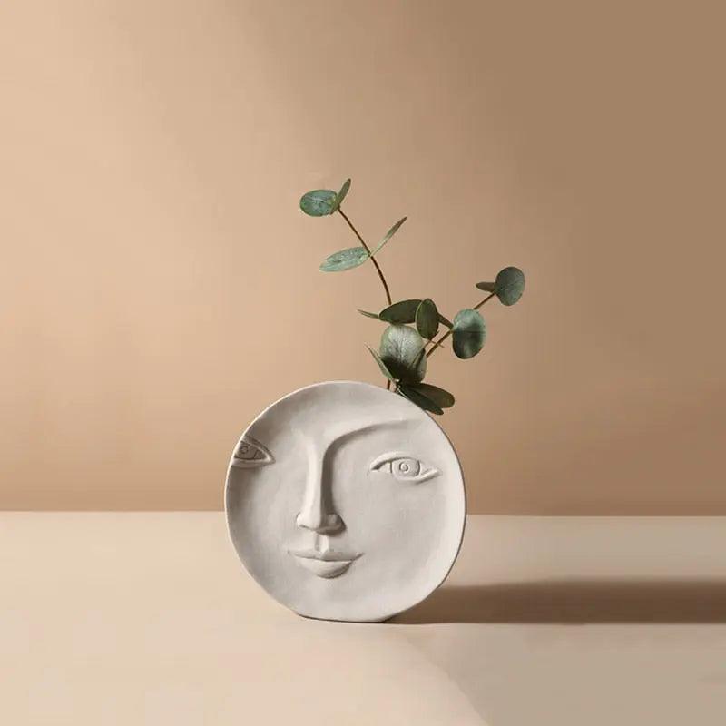 Ashen Lantern - Nordic Ceramic Face Vase