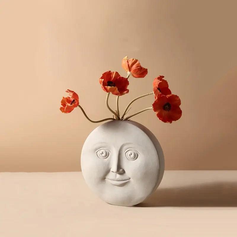 Ashen Lantern - Nordic Ceramic Face Vase