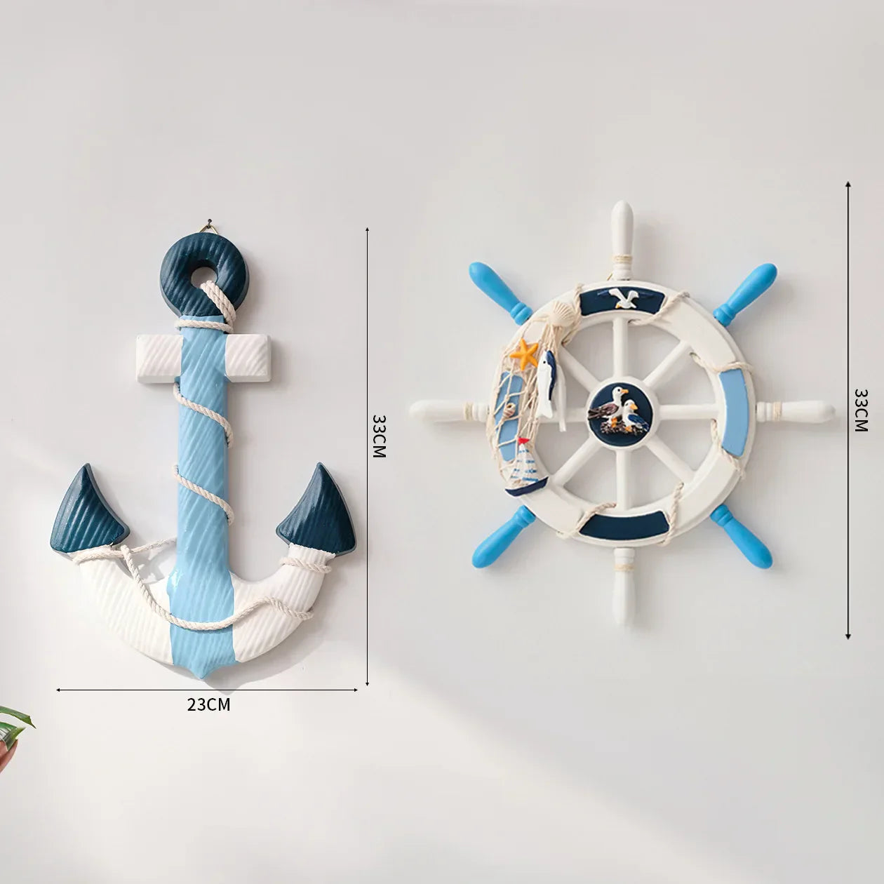 Boden - 2PCS Nautical Ship Wheel and Anchor Wall Decor