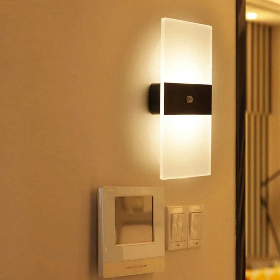 Ocean Cobalt - Rechargeable Wall Light with Switch Dimmable