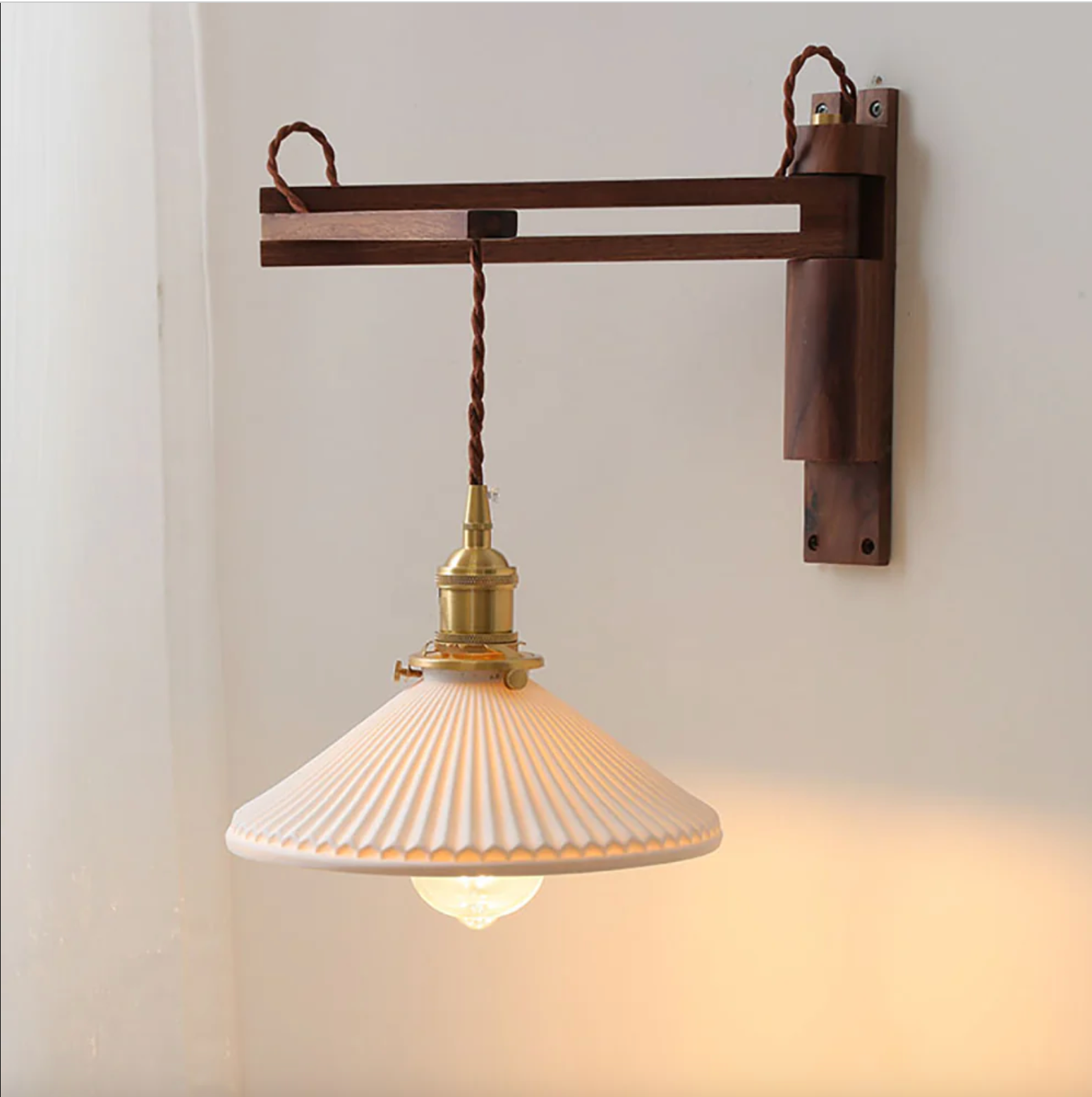 Drift Haven – Adjustable Wood Wall Light