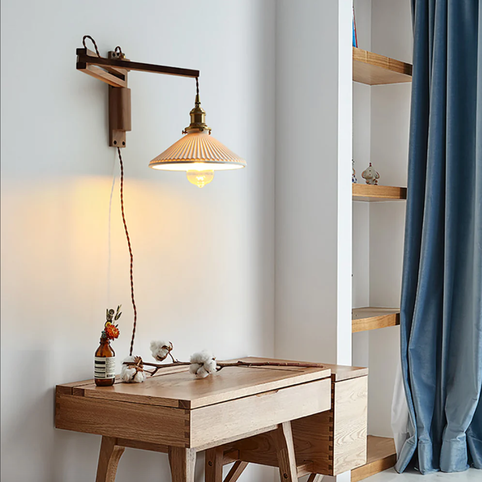 Drift Haven – Adjustable Wood Wall Light