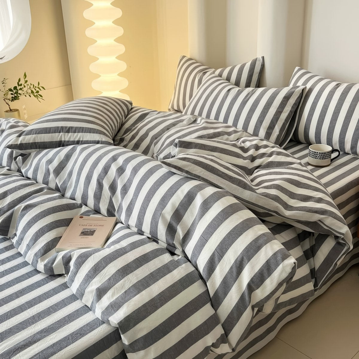 Zane - Simple Pastel Striped Bedding Set