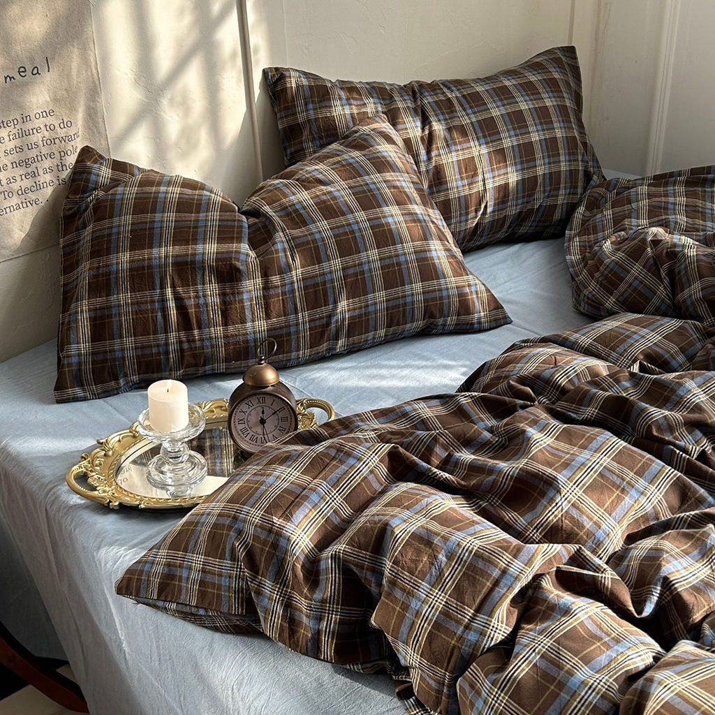 Astra - Vintage Brown Plaid Bedding Set